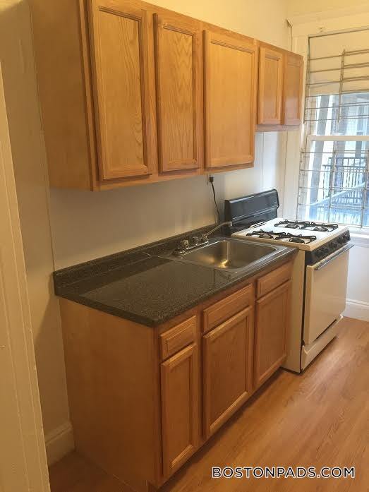 Building Photo - 1634 Commonwealth Ave