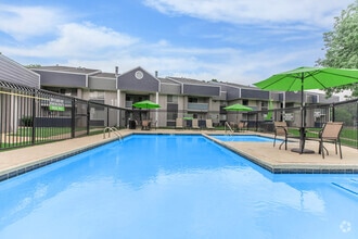 Building Photo - The Arts Apts at Park Place