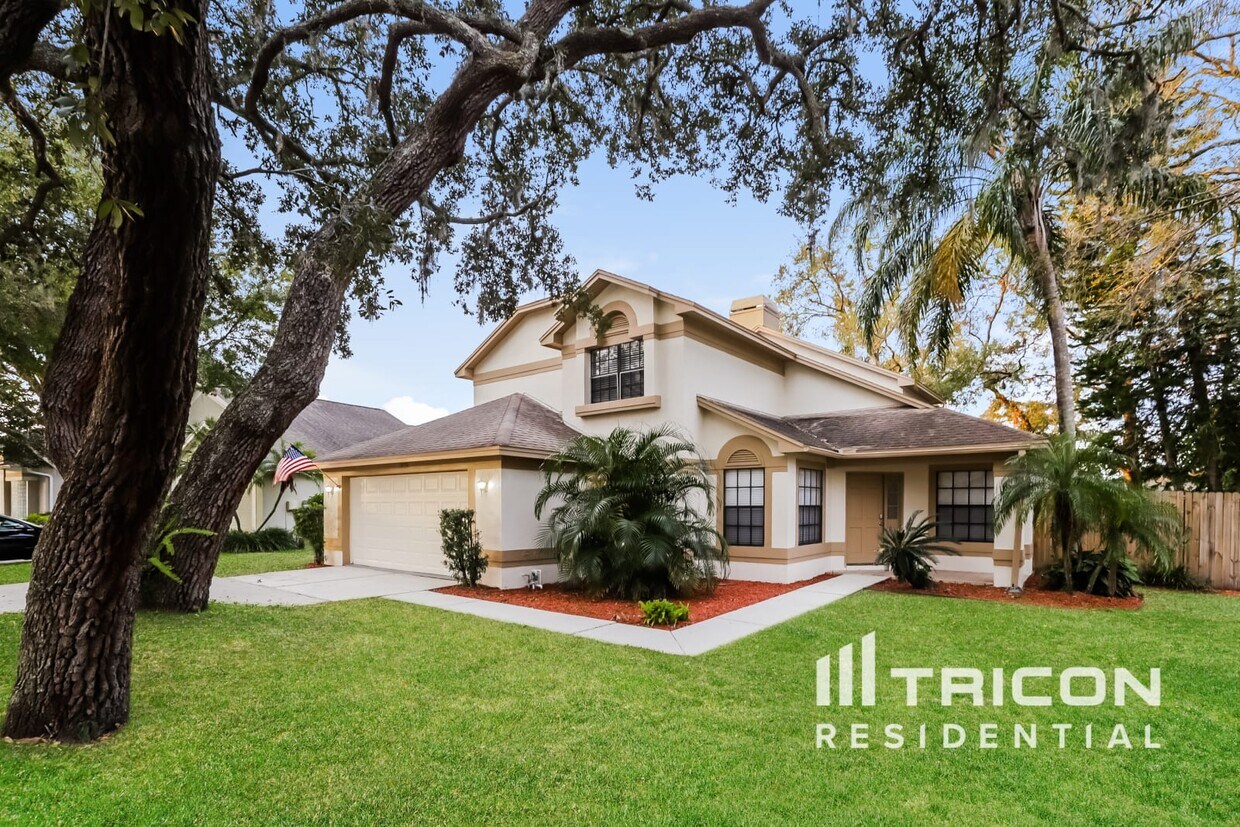 Foto principal - 15130 Heathridge Dr
