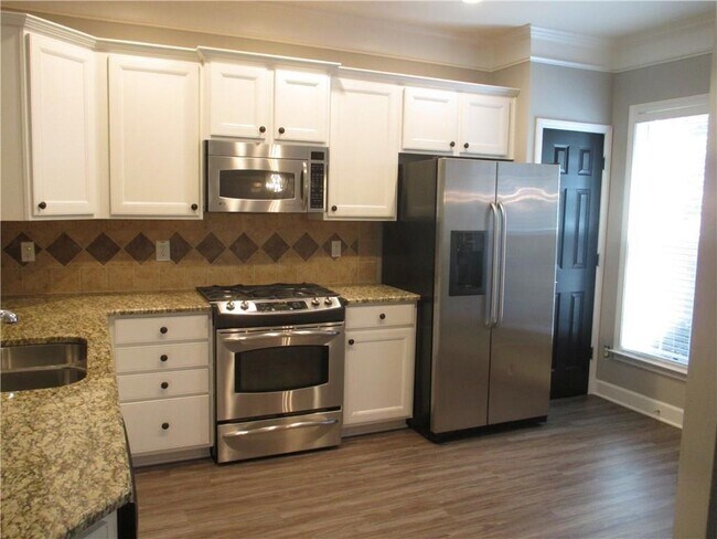 Foto del edificio - 2242 Limehurst Dr