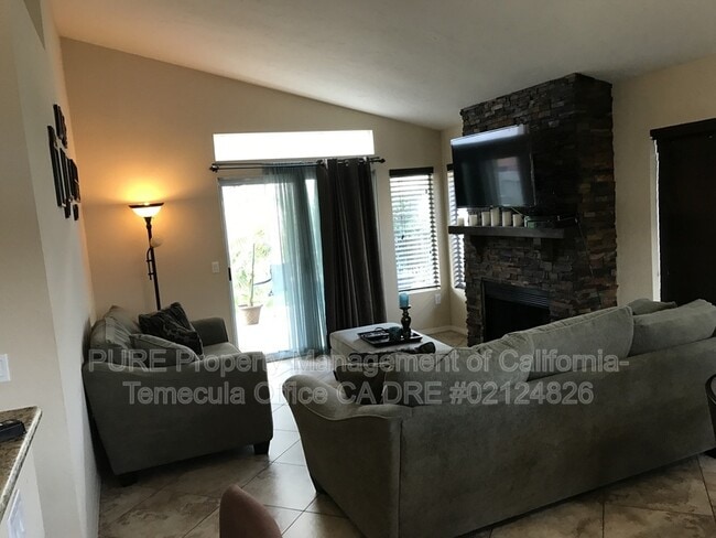 Building Photo - 30088 Pechanga Dr