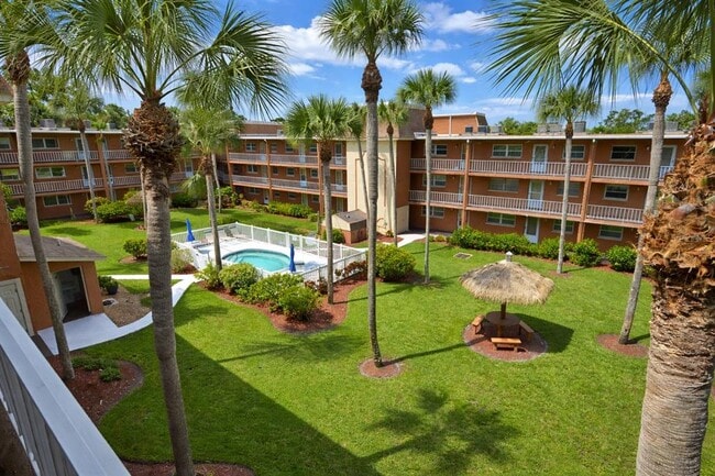 Building Photo - 12760 Indian Rocks Rd