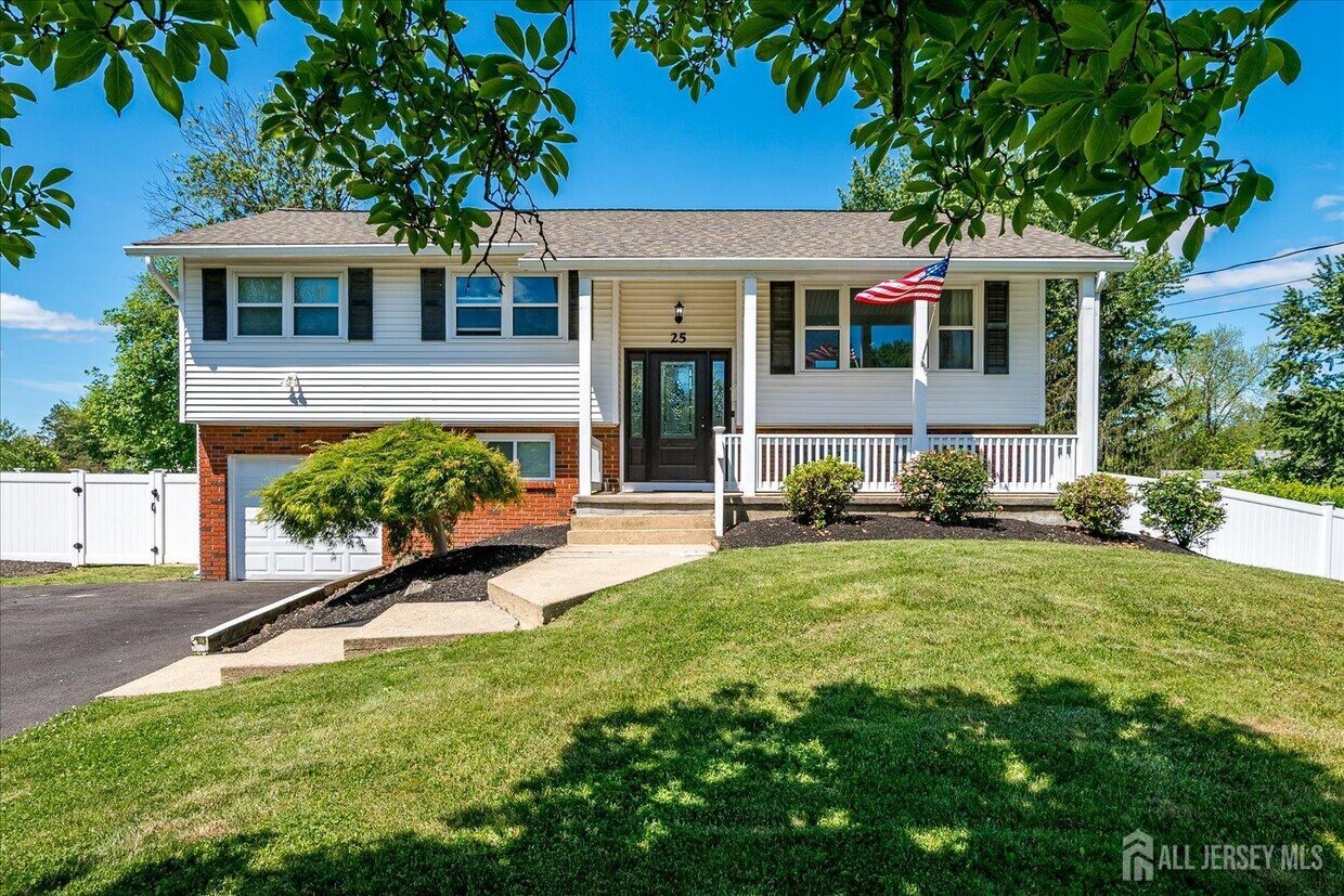 Foto principal - 25 Yorktowne Dr