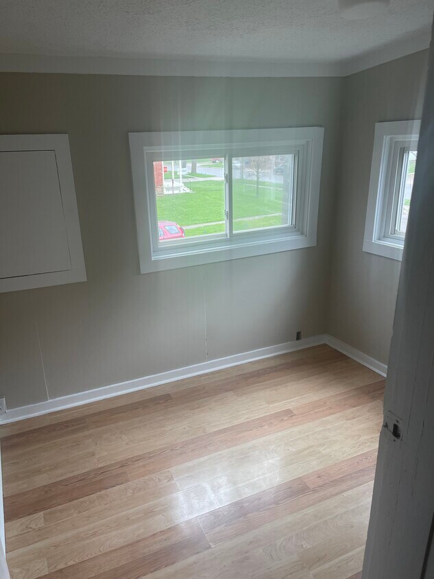 134 Perry St Unit 2, Grand Ledge, MI 48837 134 Perry St Grand Ledge