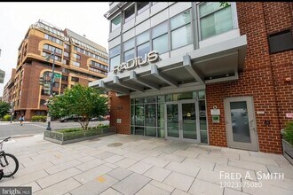 Building Photo - 1300 N St NW