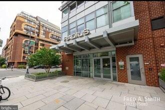 Building Photo - 1300 N St NW