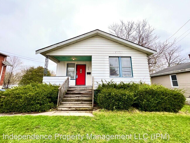 Building Photo - 3 br, 1 bath House - 538 Pedretti Ave.