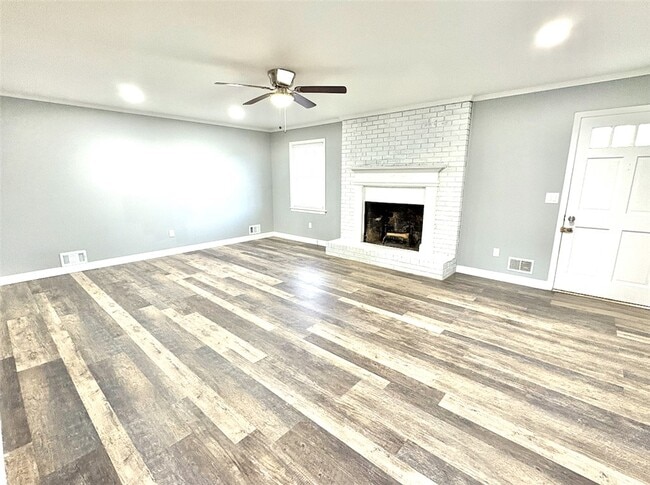 Foto del edificio - 207 Keystone Dr