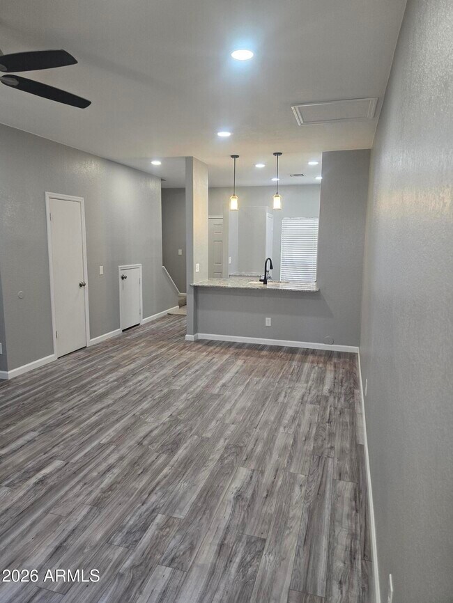 Foto del edificio - 18838 N 34th Dr