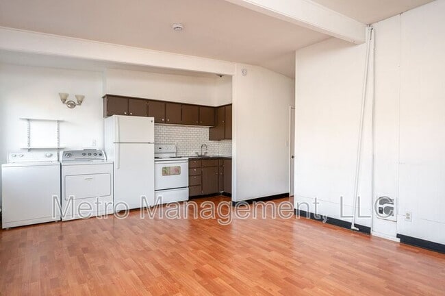 Foto del edificio - 7180 SE Tolman St