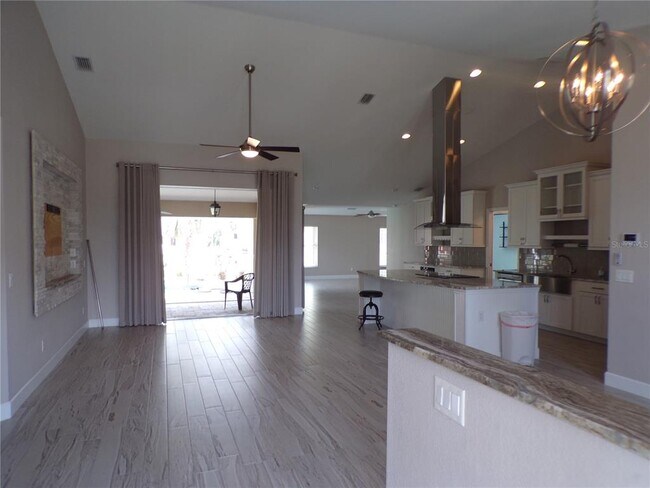 Foto del edificio - 4942 Ariton Rd