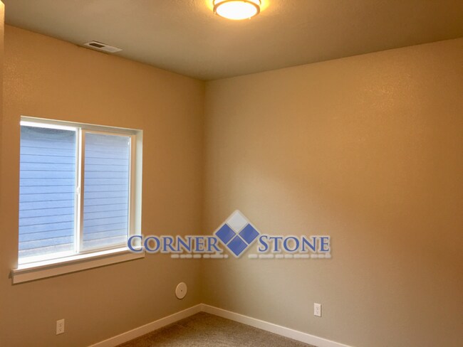 Foto del edificio - Beautiful Home in the Baraya Subdivision!