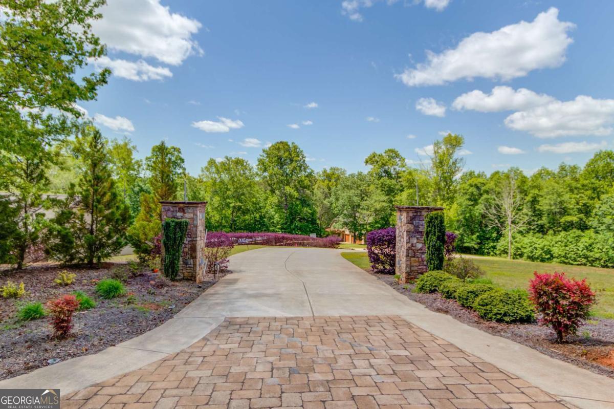 Foto principal - 2870 Roanoke Rd