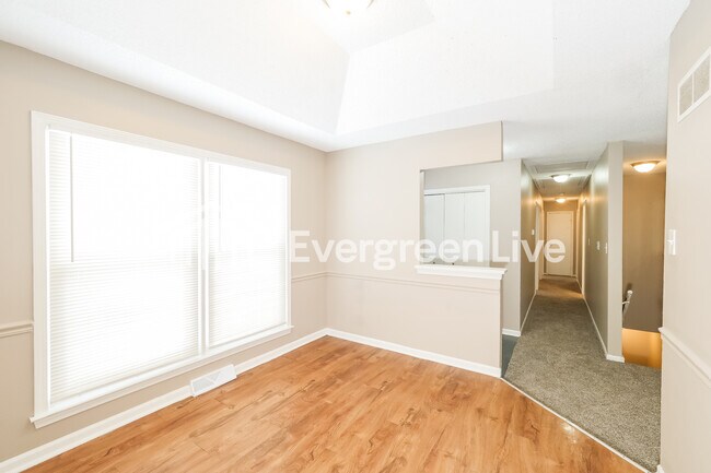 Foto del edificio - 7509 E 127 St