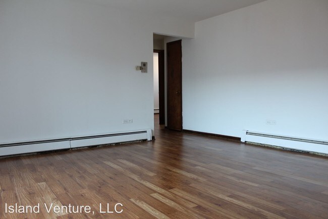 Building Photo - 13033 S Wood St