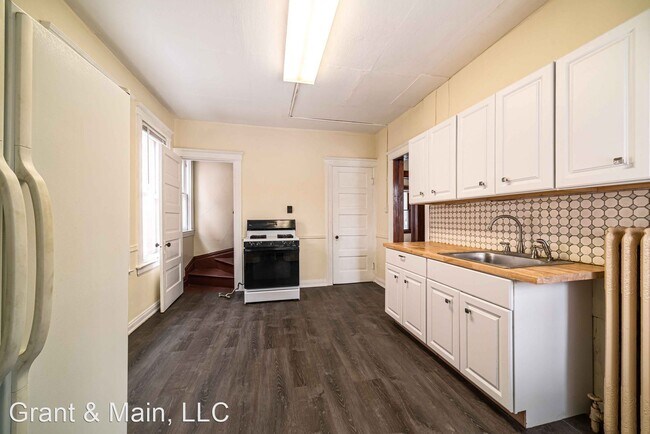Foto del edificio - 4 br, 1 bath House - 3292 Helen St