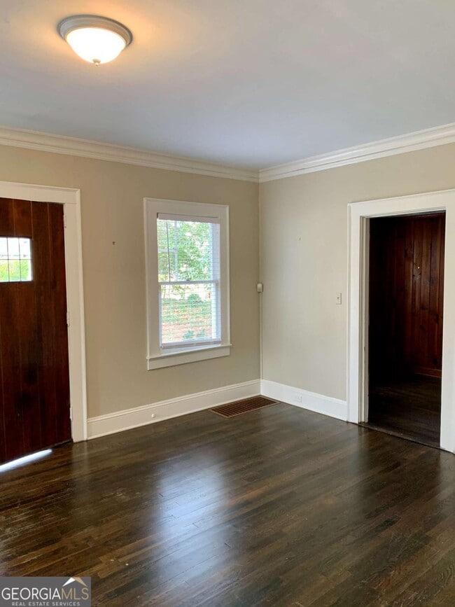 Foto del edificio - 293 Springdale Dr NE