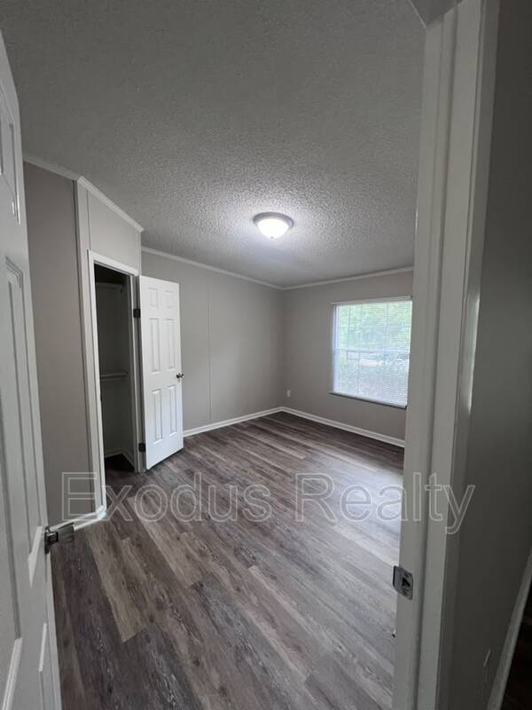 Foto del edificio - 141 Cherry Berry Ln
