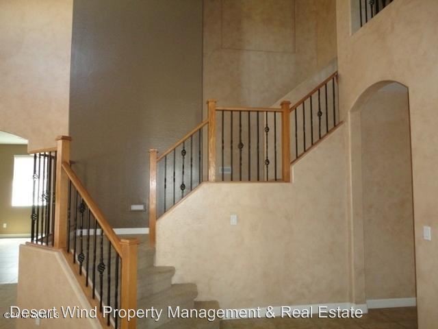 Building Photo - 6 br, 4.5 bath House - 2209 W. Red Range Way