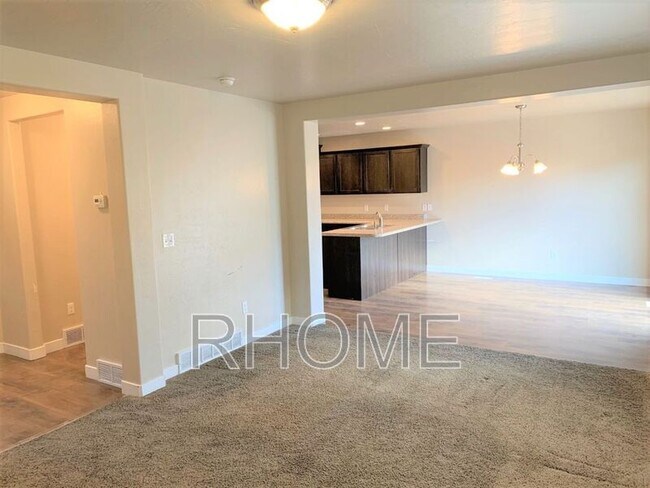 Foto del edificio - 2581 Cottonwood Dr