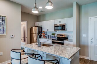 Building Photo - Aspire Vero Beach