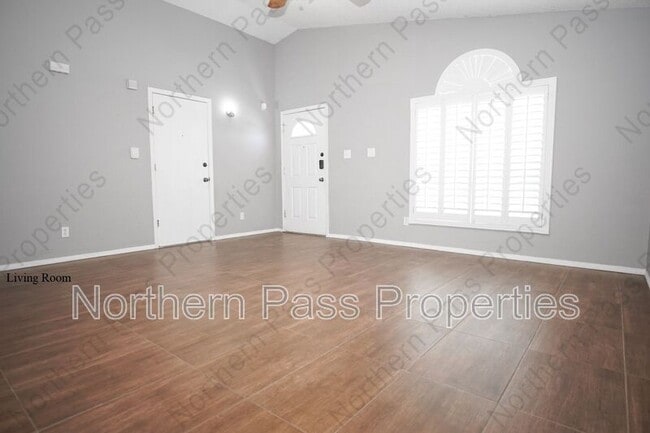 Building Photo - 3717 Tierra Zafiro Dr