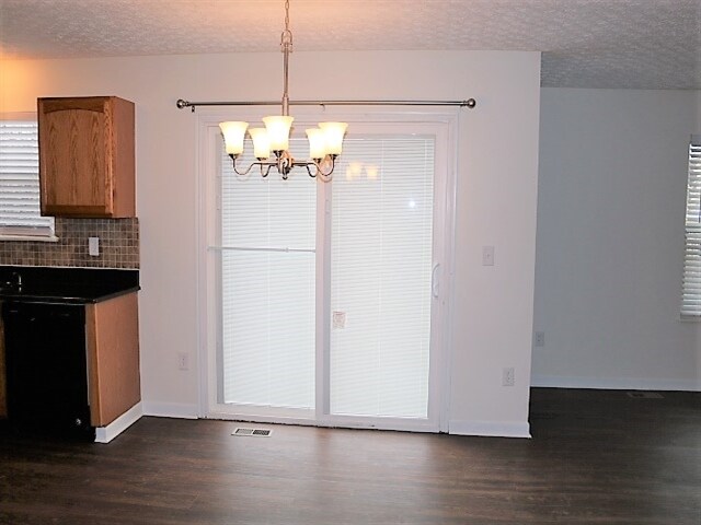 Foto del edificio - 4513 Edgarton Drive