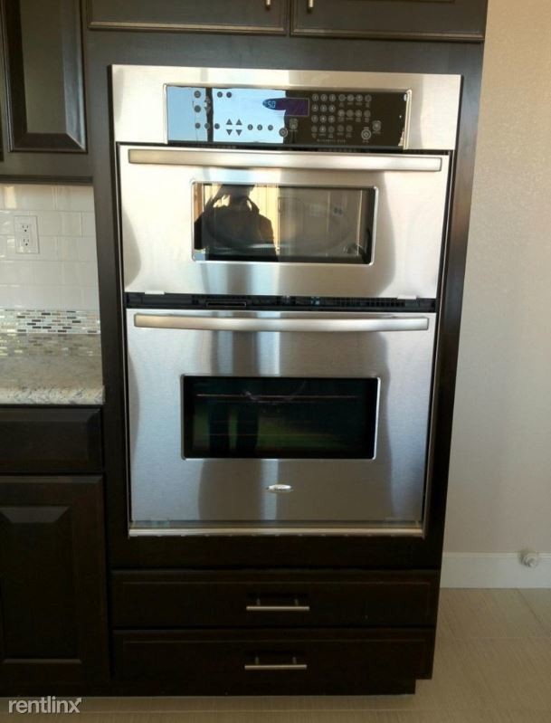 Foto del edificio - 6 br, 3.5 bath House - 1170 Jasmine Way