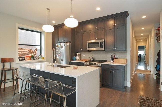 Foto del edificio - 4350 N Leavitt St