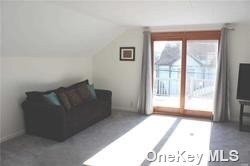 Foto del edificio - 315 Washington Blvd