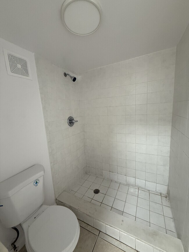 Foto del edificio - 2916 NW 55th Ave