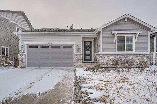 Photo - 24152 E 40th Ave (Aurora, CO) House