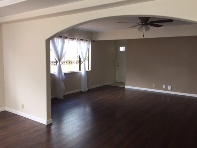 Building Photo - 5 Bedroom, 3 Bathroom House (Mililani)