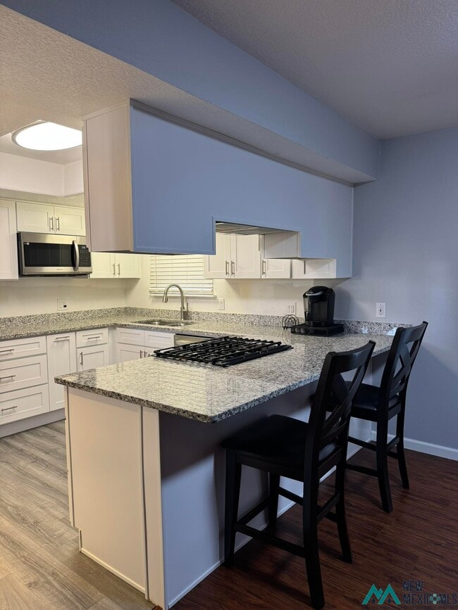 Foto del edificio - 500 Carter Dr