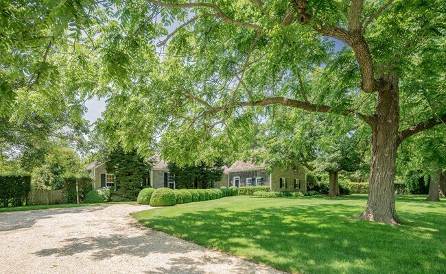 Foto del edificio - 265 Mecox Road