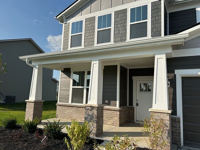 Foto del edificio - Newly Constructed 5 Bedroom Single Family Home in Brownsburg