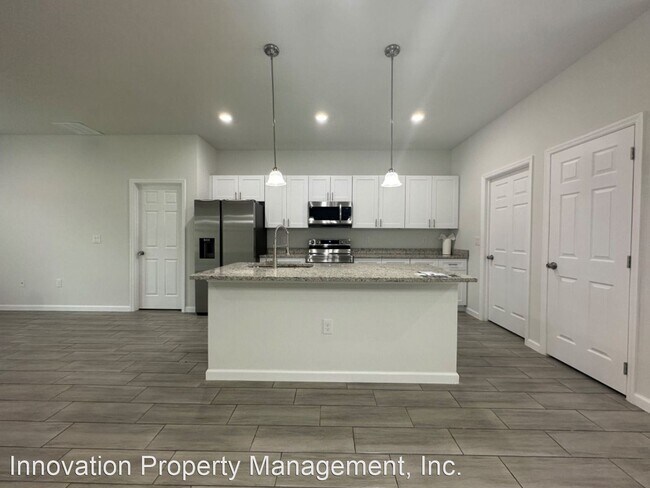Building Photo - 4 br, 2 bath House - 562 Kingfisher  Dr