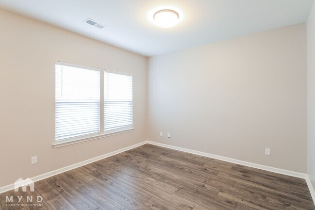 Foto del edificio - 2212 Pearwick Ct