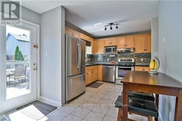 Building Photo - 8 Graham Crescent