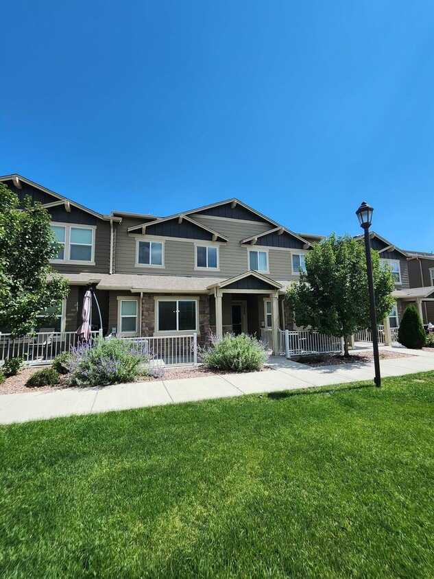 Primary Photo - Beautiful Townhome