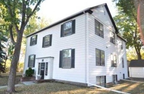 Primary Photo - 3757 Kipling Ave
