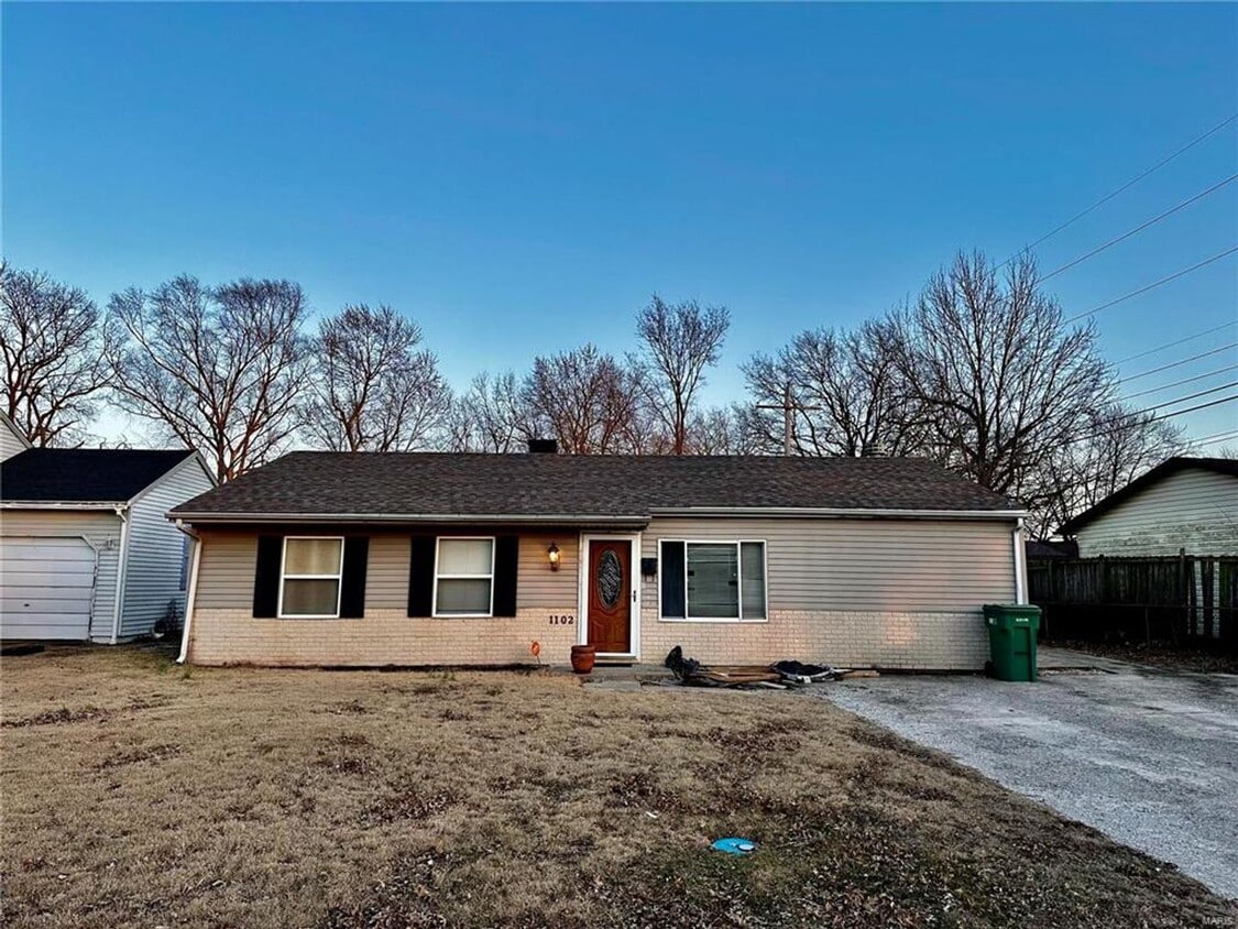 1102 St Clement Dr, Cahokia Heights, IL 62206 House Rental in Cahokia
