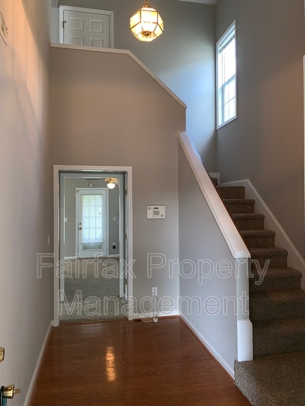 Building Photo - 2508 Lilymount Dr