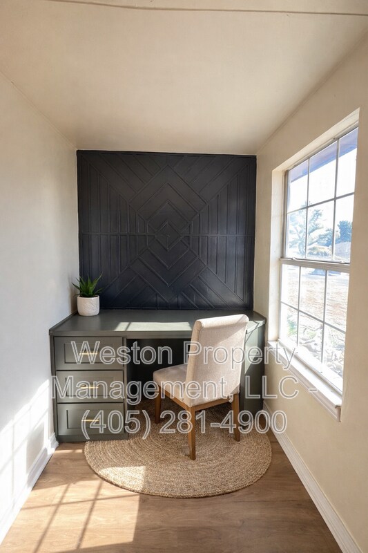Foto del edificio - 3229 SE 24th St