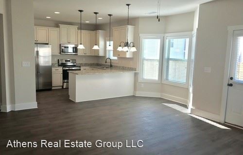 Foto del edificio - 3 br, 2.5 bath House - 255 Jennings Court