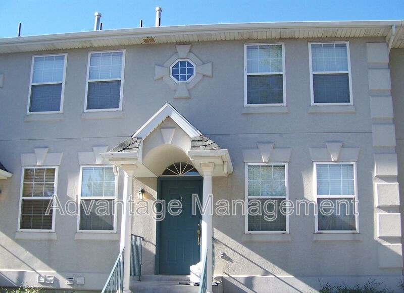 Foto principal - 1947 S Columbia Ln