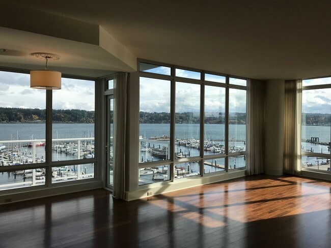 Building Photo - Perfect Sunset View Condo!!