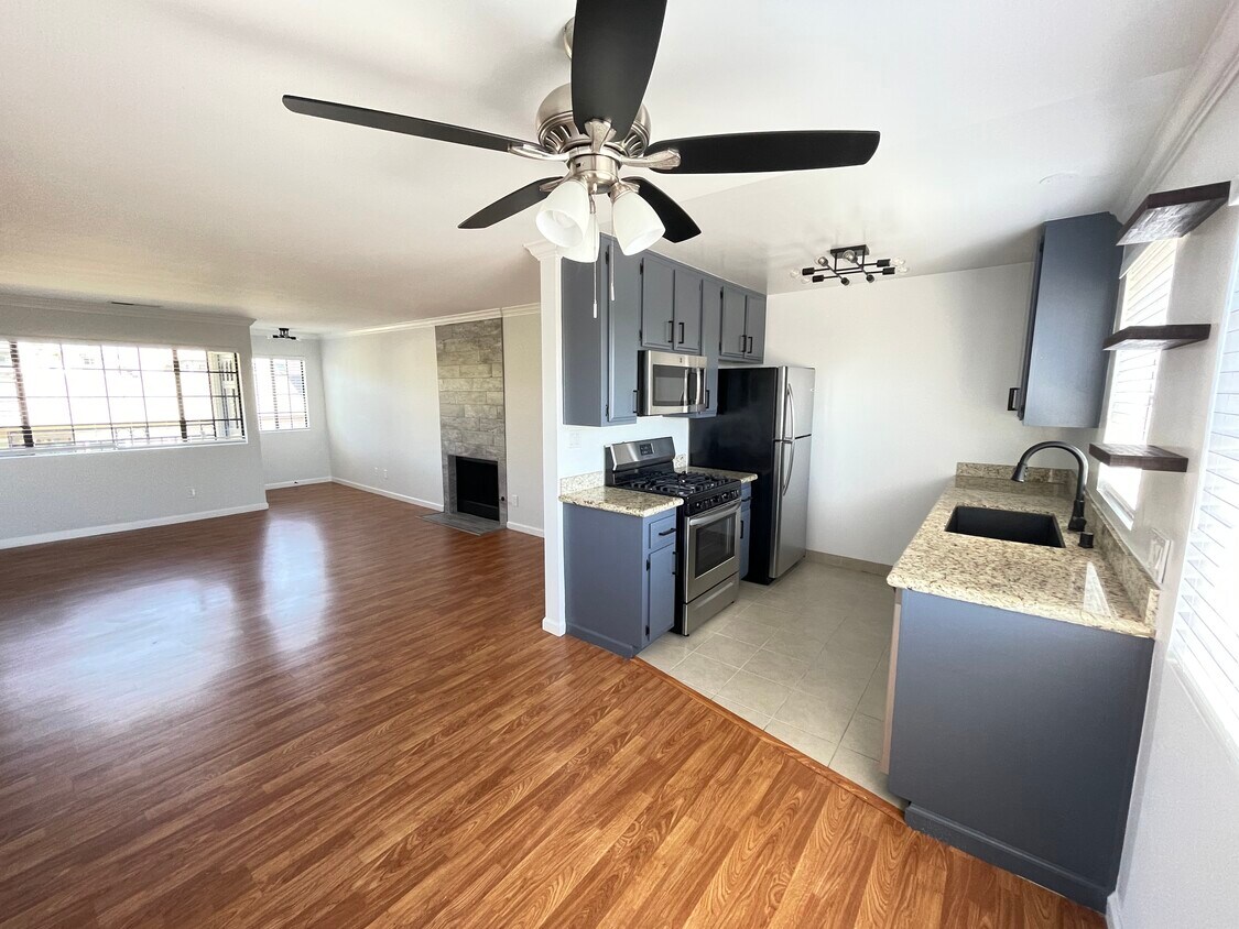 Primary Photo - 3636 S Centinela Ave