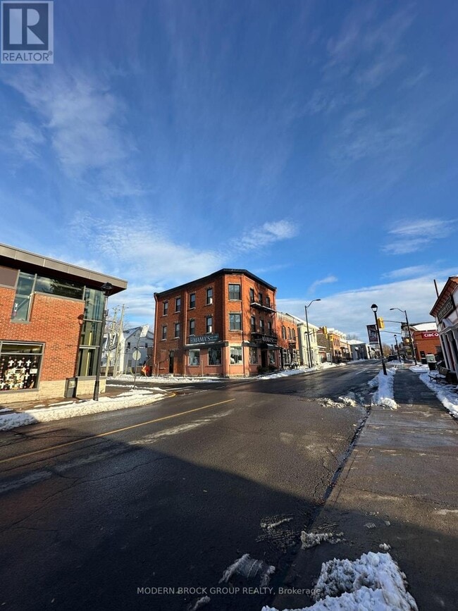 Photo du bâtiment - 4 Water St