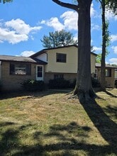 Building Photo - 6640 Ravenwood Ave NW
